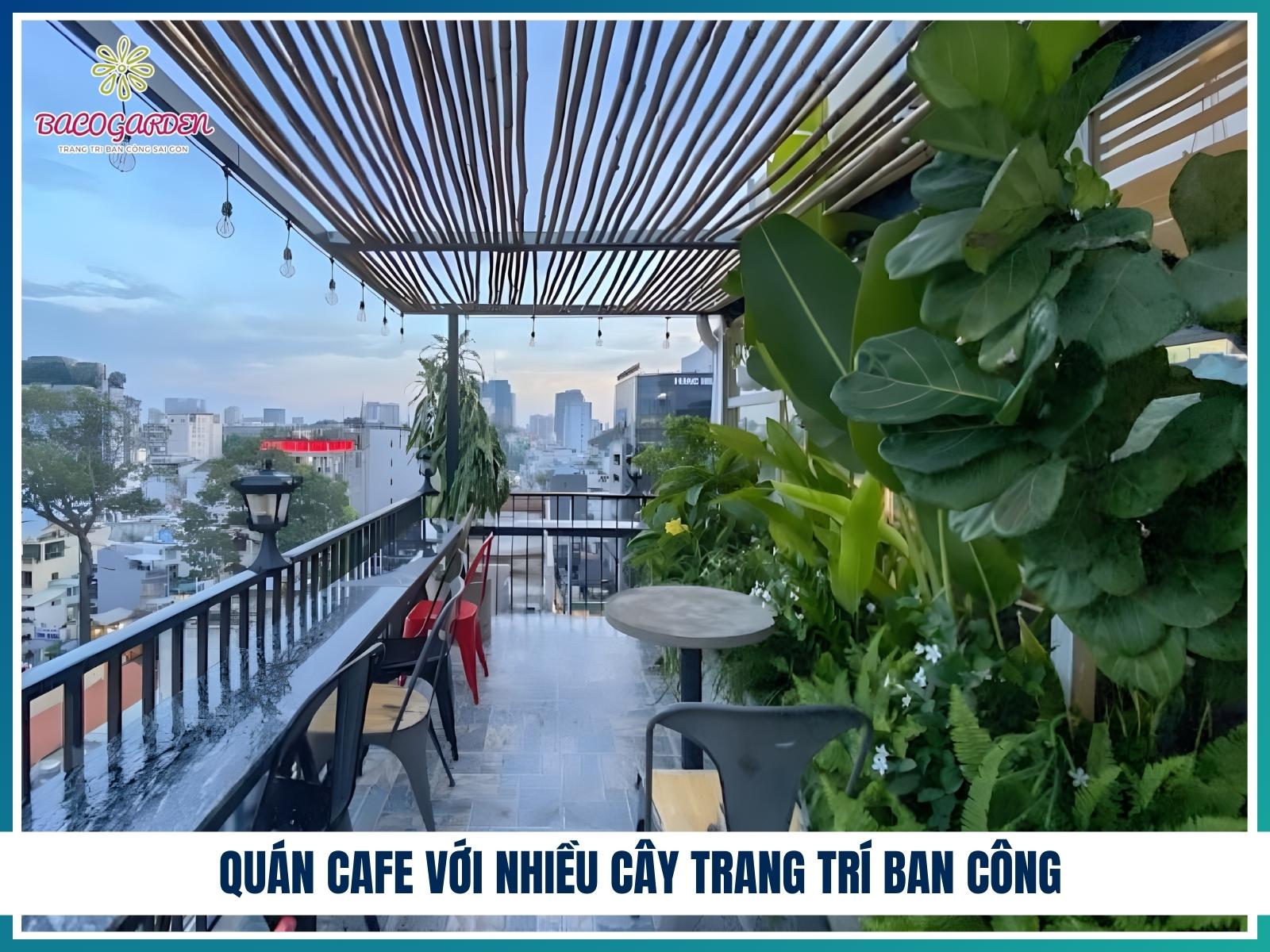Phong cách xanh với nhiều cây trang trí ban công